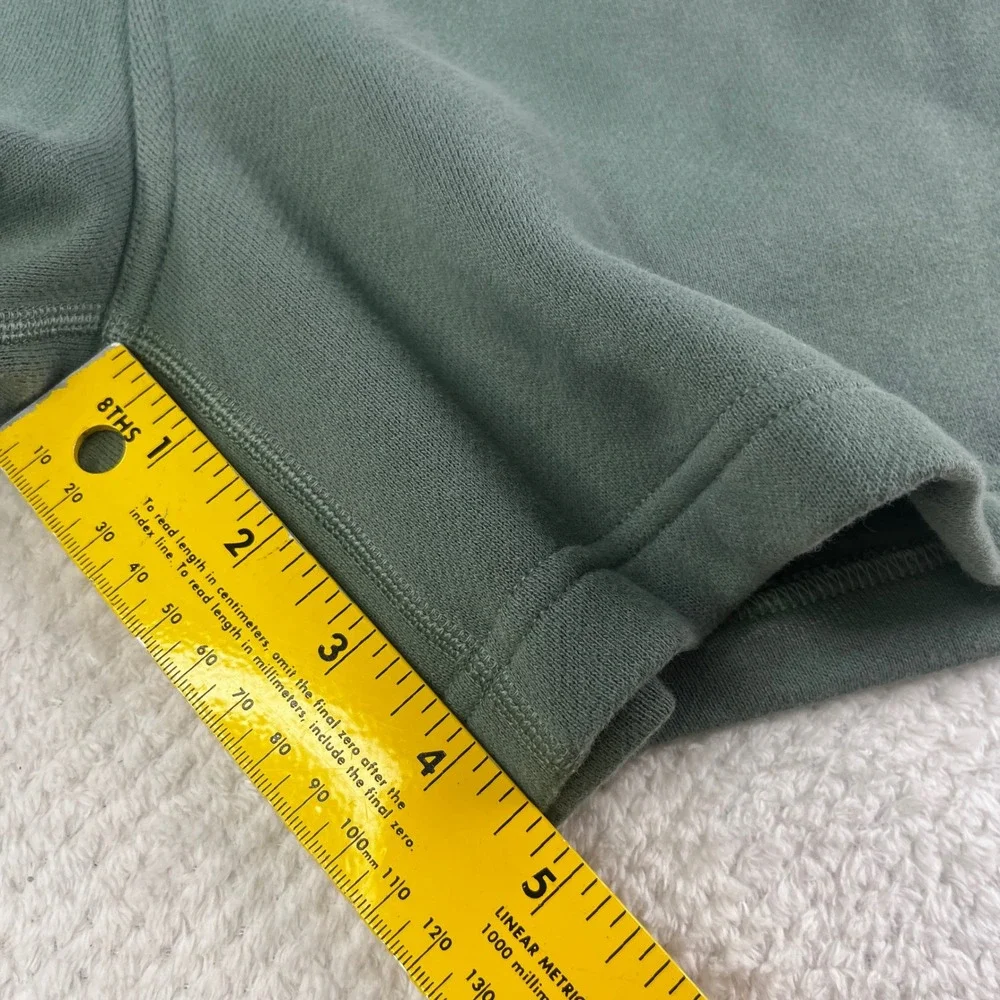 Lululemon Scuba High-Rise Shorts 5 Sage Green Fleece LW7CBOS Size 4